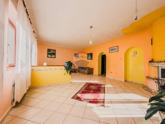 Veľký rodinný dom v centre mesta na predaj | Lučenec - 4