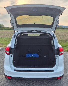 Ford C-MAX 1.0 EcoBoost - auto pre rodinu - 4