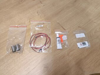 Prusa mini+ s krytom a príslušenstvom - 4