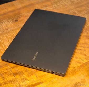 Ultrabook Samsung Galaxy Book3 Pro - 16GB RAM - 2024 - 4