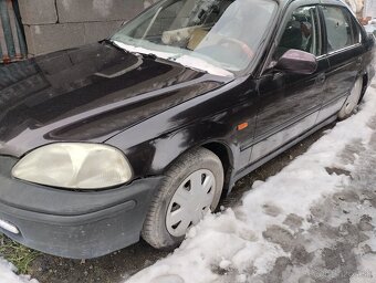 Honda Civic 6g 1.5 vtec predám vymením - 4
