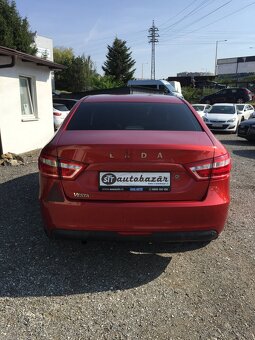 Lada Vesta 1.6 16V MPI Luxe  4 900 € - 4