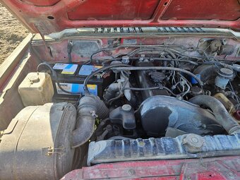 Mitsubishi Pajero 1 - 4