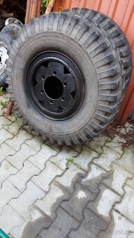 Kolesa 10,5-16 robur - 4