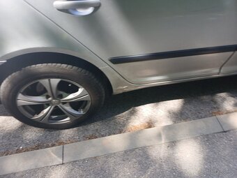 Predám škoda octavia 2 - 4