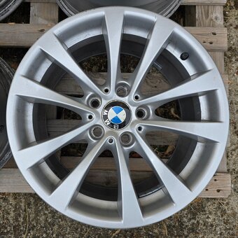 ORIGINÁL BMW HLINÍKOVÉ DISKY 5x120 R17 - 4