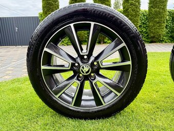 Komplet letnú sadu alu Škoda MATTERHORN 5x112 225/50 R17. - 4