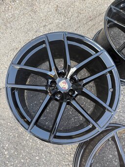 Original Porsche Macan 20” - 4