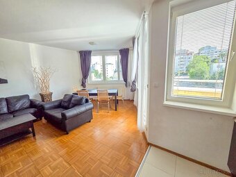 PRENÁJOM 3 izbový byt 85 m2, Slávičie údolie, Staré Mesto - 4