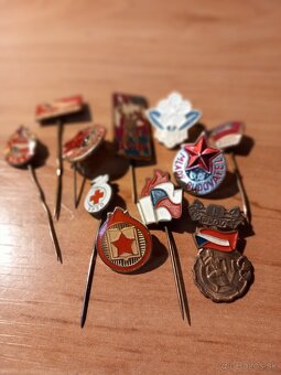 3x Dubček, plus 52 retro odznakov - 4