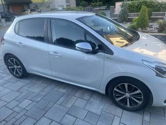 Predám Peugeot 208 - 4