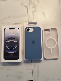 Apple iPhone 16e 128GB - 4