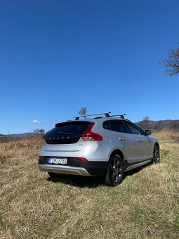 Volvo V40 Cross Country D2 Momentum Pro, Veľmi dobrý stav - 4