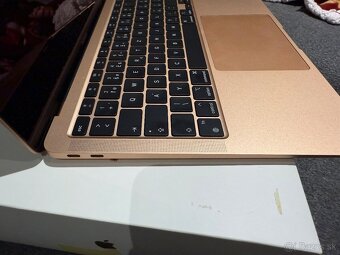 MacBook air 13” 256GB ako NOVÝ - 4