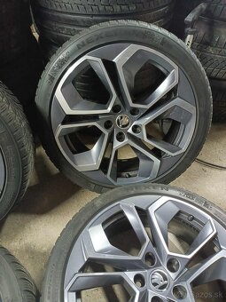 ❄️zimné orig. Škoda 5x112 R19  pneu 225/40 R19 5mm - 4