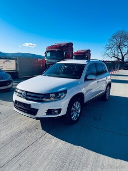 Volkswagen Tiguan 2,0 TDI Bluemotion - 4
