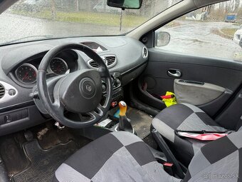 Rozpredam Renault Clio III 1.2 Combi D4F D7 - 4