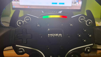 Moza R5+ Turtle Beach velocity one shifter - 4