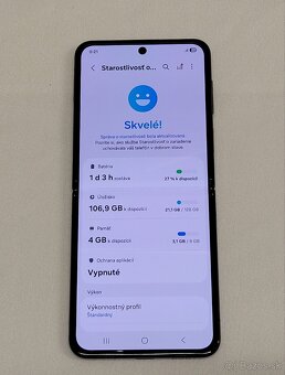 Samsung Galaxy Z Flip 4 - Čierny - 4