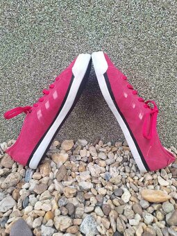 Predám štýlové dámske tenisky Adidas Neo Label 👟 - 4