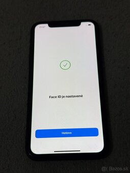 Predám Apple iPhone 11 64GB Black Známky používania - 4