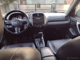 Toyota RAV 4 - 4