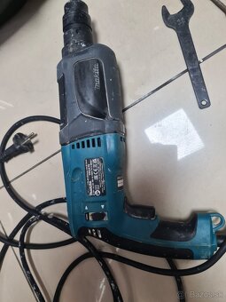 Vŕtacie kladivo Makita HR2470 - 4