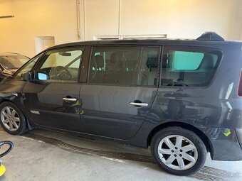 RENAULT ESPACE 2.0 dCi 127kw 7MÍST AUTOMAT - 4