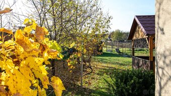 Znížená cenaDvojpodlažný rodinný dom na veľkom pozemku v o - 4