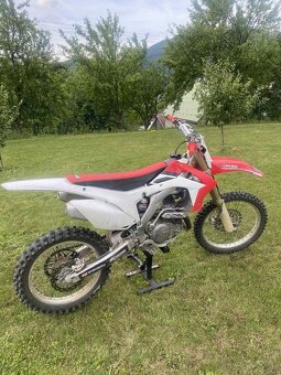 Honda - 4