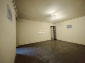 EXKLUZÍVNE NA PREDAJ - RODINNÝ DOM - KOLÁROVICE, BYTČA - 4