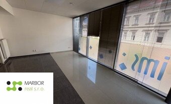 Na prenájom kancelársky priestor - v OC GASTRODOM v KE na Ml - 4