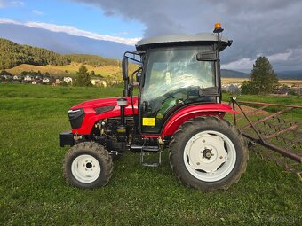 60-koňový traktor s klimatizovanou kabínou - 4