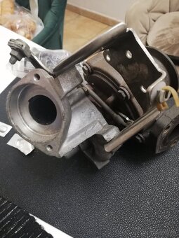 Predám turbo na BMW - 4