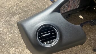 predam palubnu dosku na lancia delta - 4