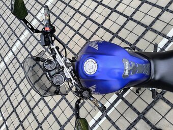 Honda Hornet CB 900 - 4