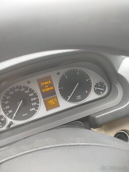 Predam Mercedes Benz - 4