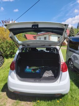 Predám KIA Venga 1.4 66kw, rv. 2016 - 4
