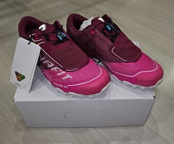 Trailová bežecká obuv Dynafit Feline SL beet red - 4