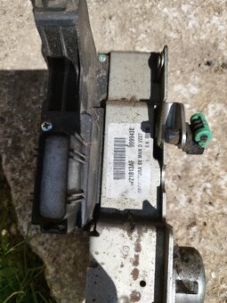 Mechanizmus zámku Ford tranzit connect ľavý predny - 4