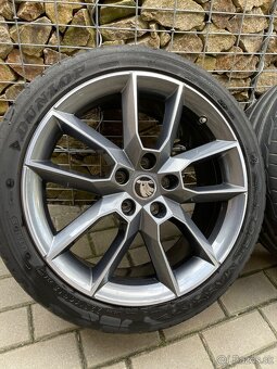 Škoda Octavia 3 Gemini kolesa 18, letní pneu 225/40 - 4