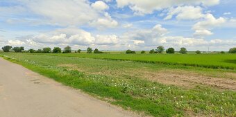 Blatné 2.000 m2 - INVESTIČNÝ POZEMOK (bývanie, obč. vybav.) - 4