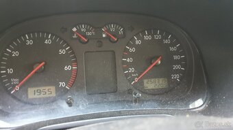 VW GOLF - 4