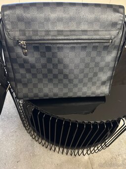 Louis Vuitton - 4