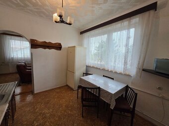 Tehlový,zariadený 4 izbový byt, 74 m2 + loggia, Košeca. - 4