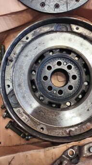 BMW E36, E46 316i, 318i, spojkova sada so zotrvacnikom - 4