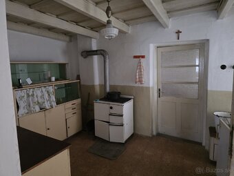 Starsi rodinny dom - 4