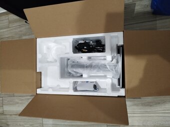 Monitor HP EliteDispley E243i - 4