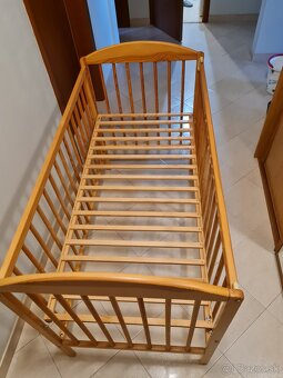 Predam postielku bez matracu s mantinelom - 4