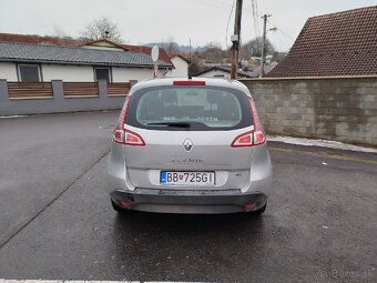 Renault Scénic 1.5 dCi 2009 - 4